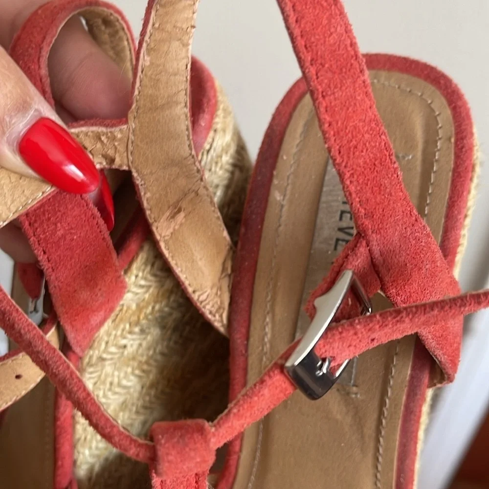 Steve Madden Coral Wedge Sandals Size 8.5